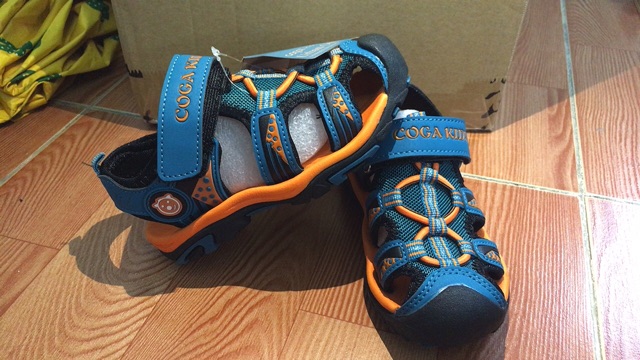 Coga có sẵn size 28