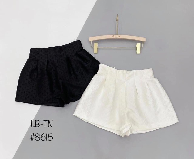 Quần short phồng chữ G chất đẹp QS1701 - NhiNhiShop