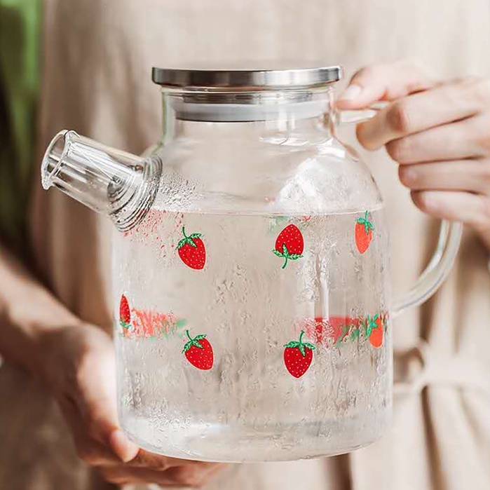 BÌNH DÂU TÂY | BỘ BÌNH CỐC THỦY TINH CHỊU NHIỆT HOA VĂN QUẢ DÂU TÂY DUNG TÍCH 1L - 1.6L | BÌNH CỐC TT DÂU TÂY