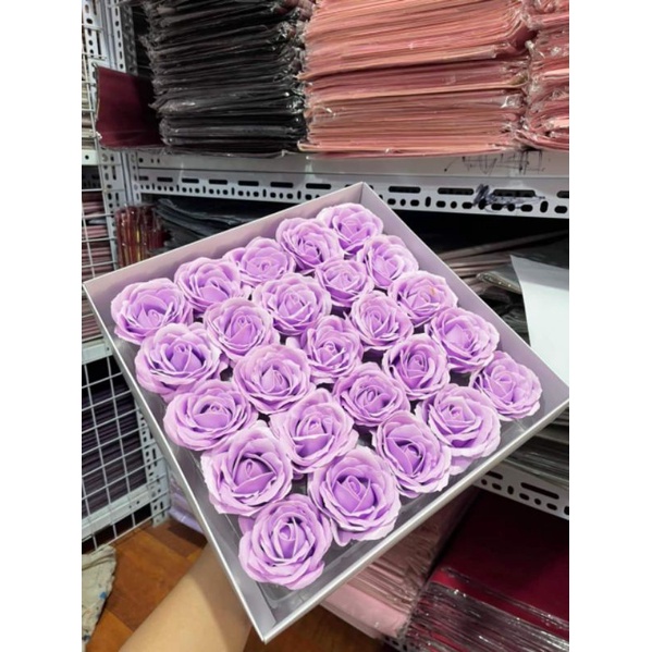 Hoa sáp 7 lớp, hộp 25 bông .phom to cánh cứng