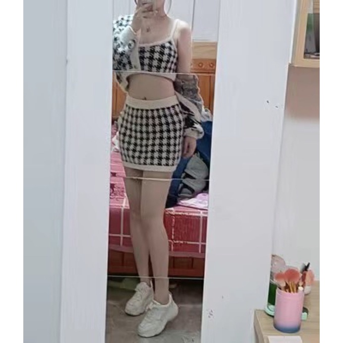 Set đồ len caro tiểu thư mùa thu 3 món: Áo khoác cardigan + chân váy bút chì + áo croptop 2 dây