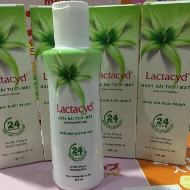 Dung dịch vệ sinh phụ nữ Lactacyd trầu không