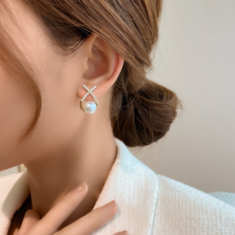 Bông Tai Chữ X Đính Ngọc Trai Phong Cách Pháp Cho Nữ