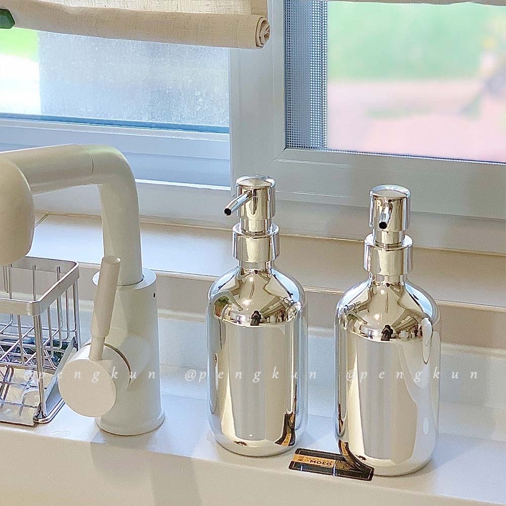 Bình xịt nước rửa tay bằng nhựa mạ điện màu bạc đơn giản phong cách Ins Bắc Âu cho phòng tắm