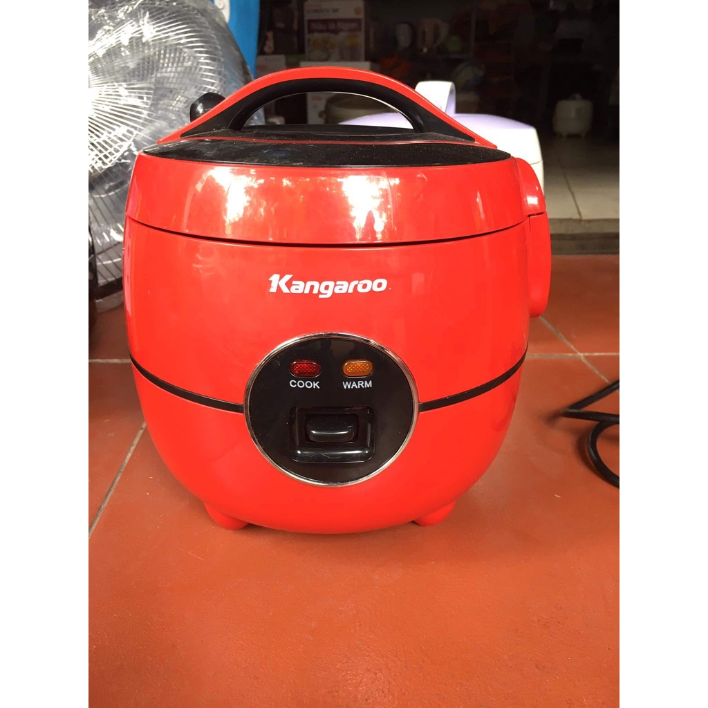 Nồi cơm điện Kangaroo 1.2 lít KG822 đỏ