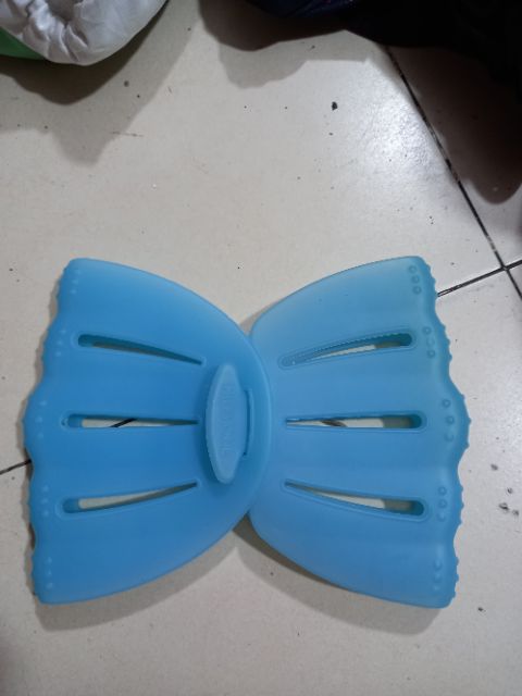 Bọc quai địu silicon xanh cho bé ms01