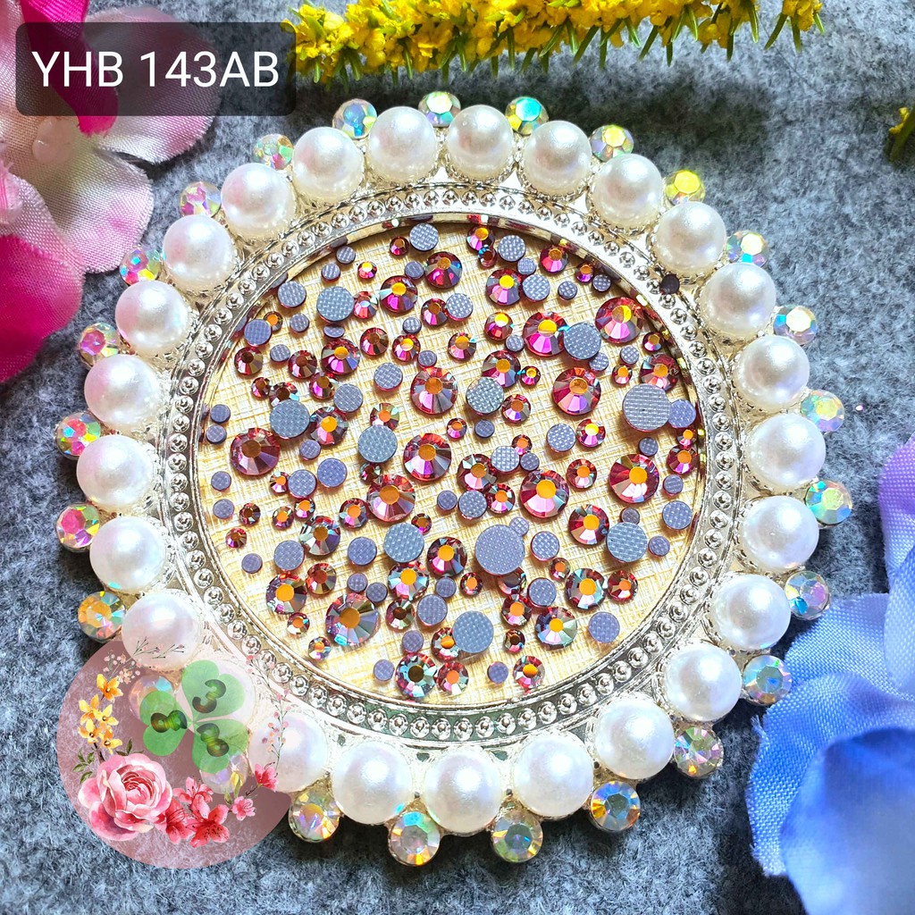 Mã YHB 143AB . Đá YHB  đính trang trí móng siêu lấp lánh. Hàng chuẩn loại A.