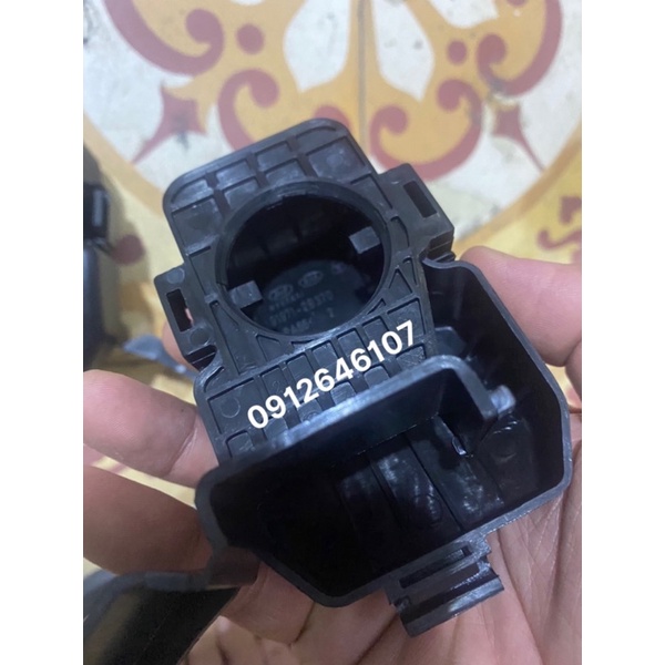Nắp chụp cọc dương Hyundai,Kia
