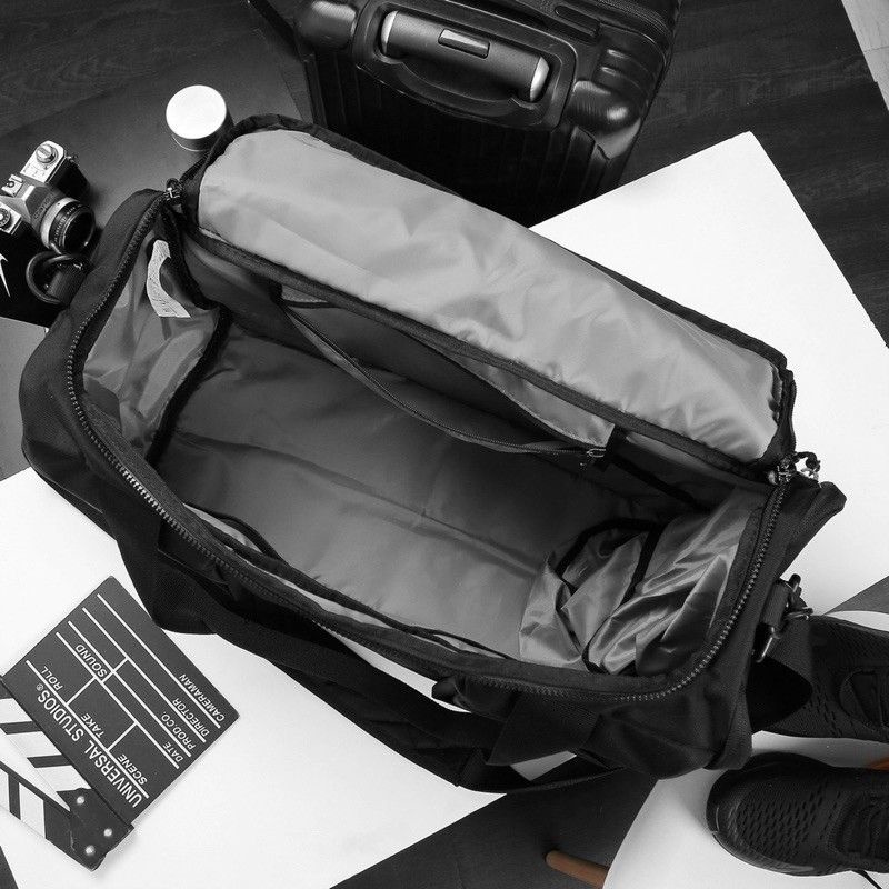 Túi du lịch gym thể thao đen logo