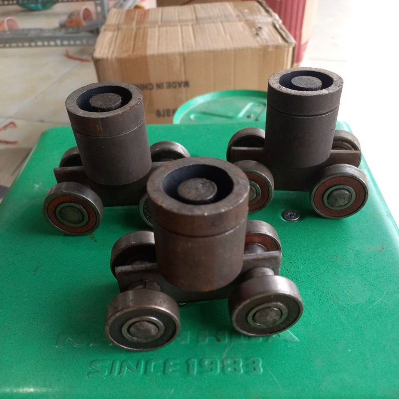 Bi treo cửa 4 bánh