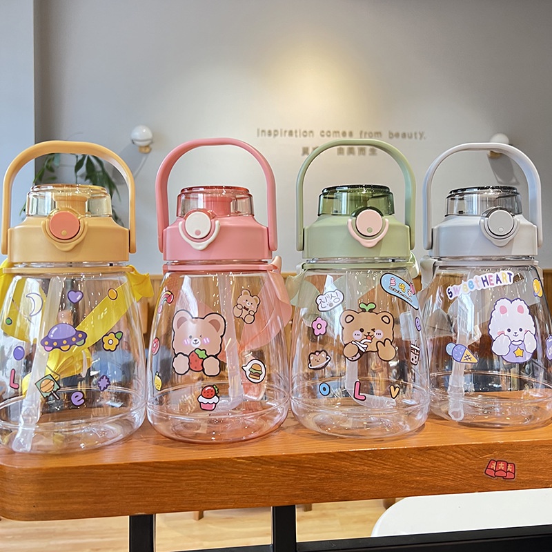 Bình Nước 1300ml Kèm Dây Đeo Và Sticker Đáng Yêu , Tiện Lợi