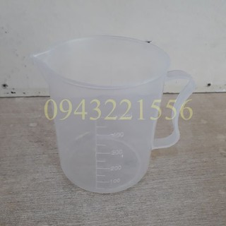 Ca đong 500ml nhựa có vạch chia