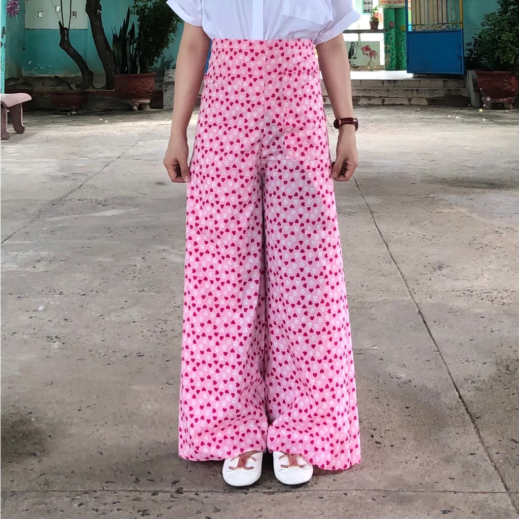 Quần chống nắng đa năng hình mèo kitty- Freesize 38-65kg