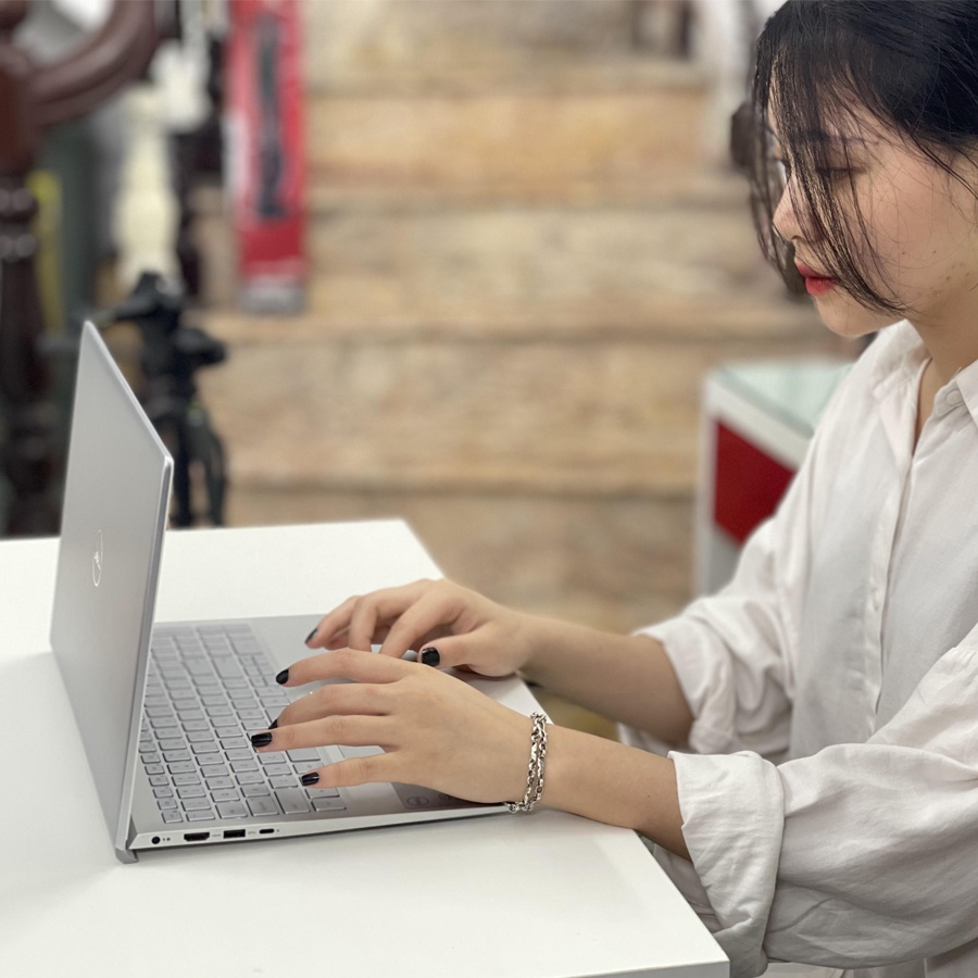 Dell Inspiron 15 5505 - đẹp số 2 không ai là số 1 - laptop utrabook đẹp nhất 2021