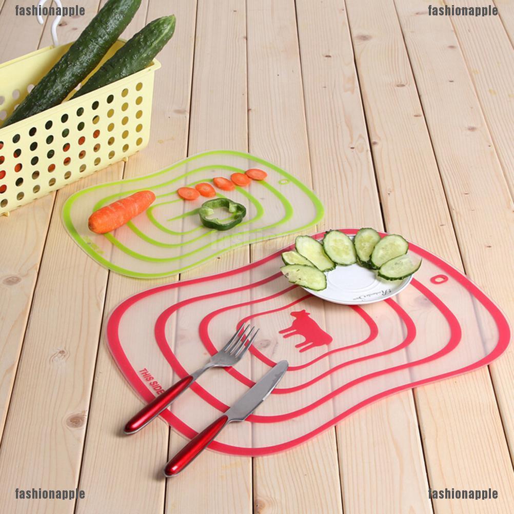 Thớt cắt rau củ quả linh hoạt tiện dụng cho nhà bếp