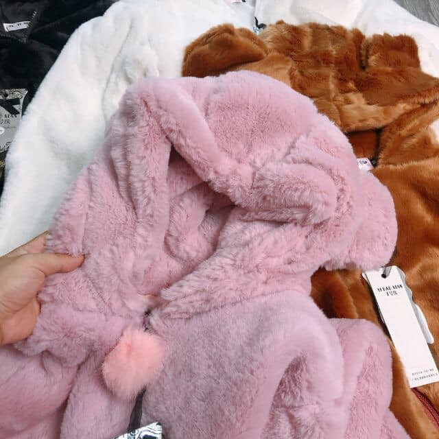 ÁO KHOÁC LÔNG CỪU BO GẤU TAY GẤU ÁO- HÀNG QUẢNH CHẤU MỚI VỀ- CỰC XINH- GIÁ CỰ | BigBuy360 - bigbuy360.vn