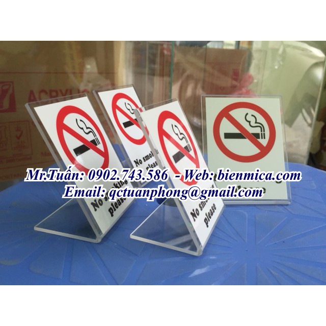 Biển báo cấm hút thuốc để bàn dành cho khách sạn, nhà hàng