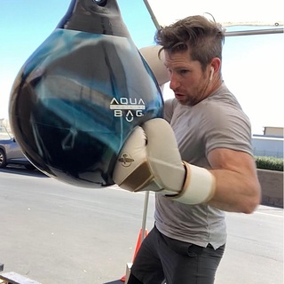 Bao đấm nước boxing Aqua 21''