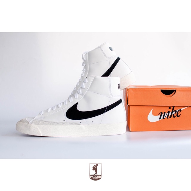 Giày Nike Blazer Mid 77 Vintage (Trắng/Đen) / BQ6806-100