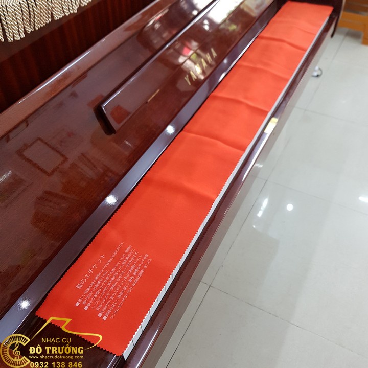 Khăn phủ phím đàn Piano có chữ Nhật