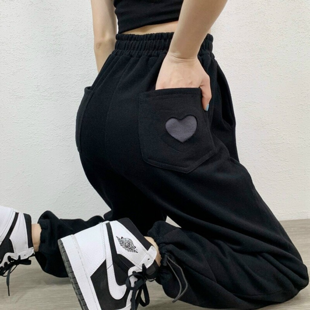 Quần Jogger Nữ Ống Rộng Có Bo Chất Kate Mềm Mịn Thiết Kế Tim Sau Cực Chất | BigBuy360 - bigbuy360.vn