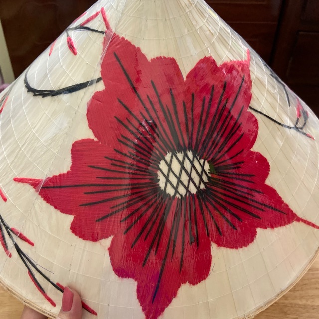 Nón lá thêu hoa 🌺 cực xinh và duyên dáng