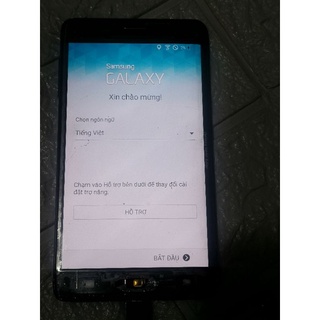 Điện thoại samsung galaxy note edge một cái hỏng màn có pin một cái còn màn hỏng cảm ứng đã tách kính