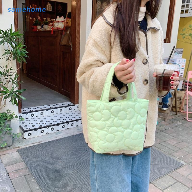 Túi Đeo Chéo Mua Sắm Mùa Đông Bằng Nylon Chần Bông Hoa