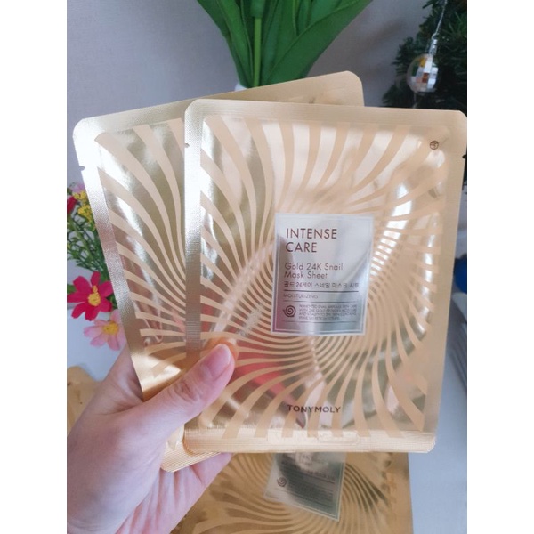 Mặt nạ ốc sên vàng cao cấp Intense Care Gold 24k Snail Mask Sheet Tonymoly
