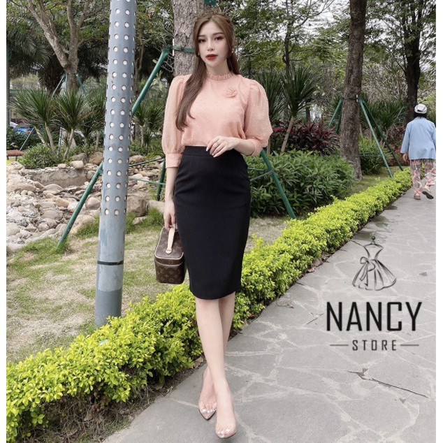 Set bộ chân váy kèm sơ mi công sở thiết kế chữ A cao cấp lịch thiệp giúp chị em tự tin khi đi chơi, làm viêc đẹp hơn