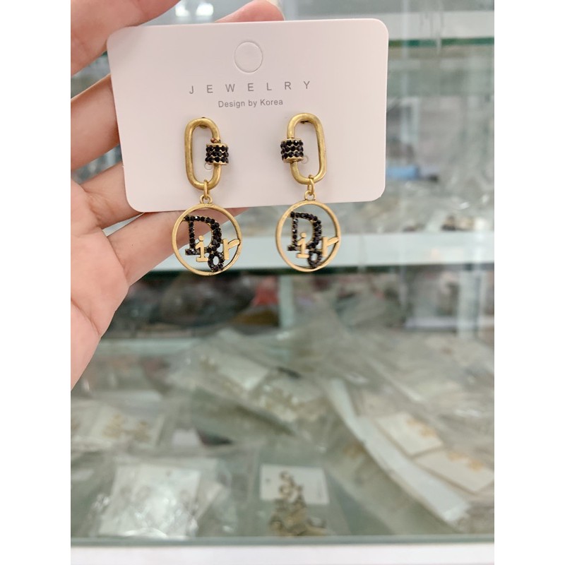 Hoa tai Dio mẫu mới