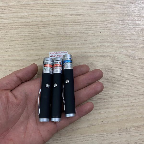 Đèn pin chiếu tia laser mini 201 tia màu tím cực đẹp và chiếu xa, sạc USB tiện dụng