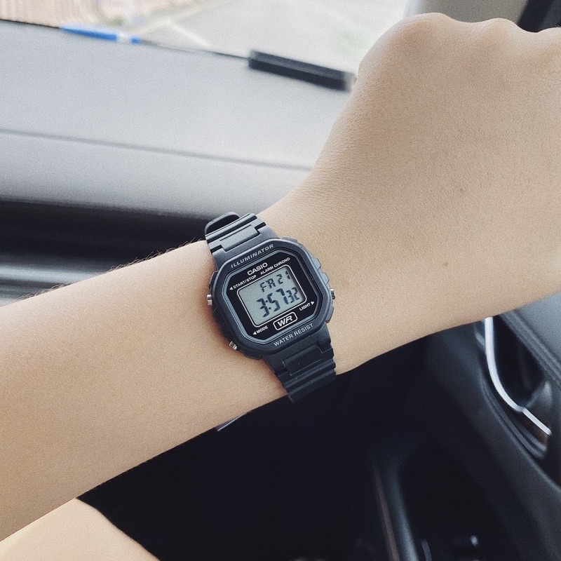 Đồng hồ Nữ Casio LA20WH-1A, đồng hồ chính hãng, dây nhựa đen mặt trắng