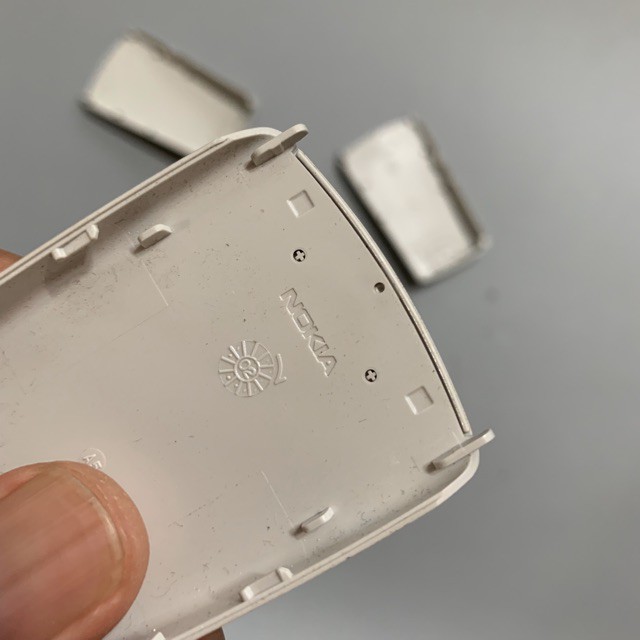 Nắp lưng zin mới điện thoại cổ Nokia 8310 chính hãng. | BigBuy360 - bigbuy360.vn