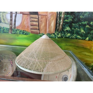 NÓN KHUNG LƯỚI( nón khung) THƯA CHỤP ÁO DÀI (nón ngựa phú gia bình định)