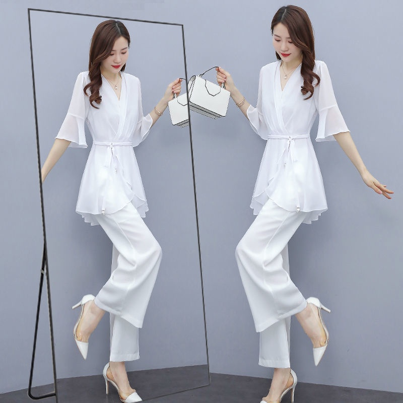 Set đồ 2 món gồm áo kiểu và quần chiffon ống rộng cho nữ