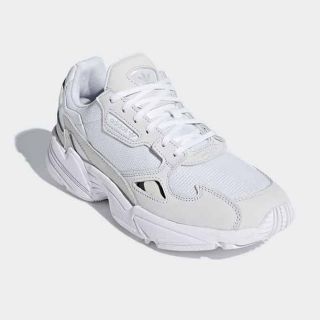 Giày sneaker Facol màu trắng