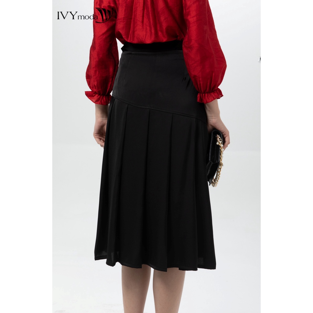 Chân váy trơn xếp ly IVY moda MS 31B9137
