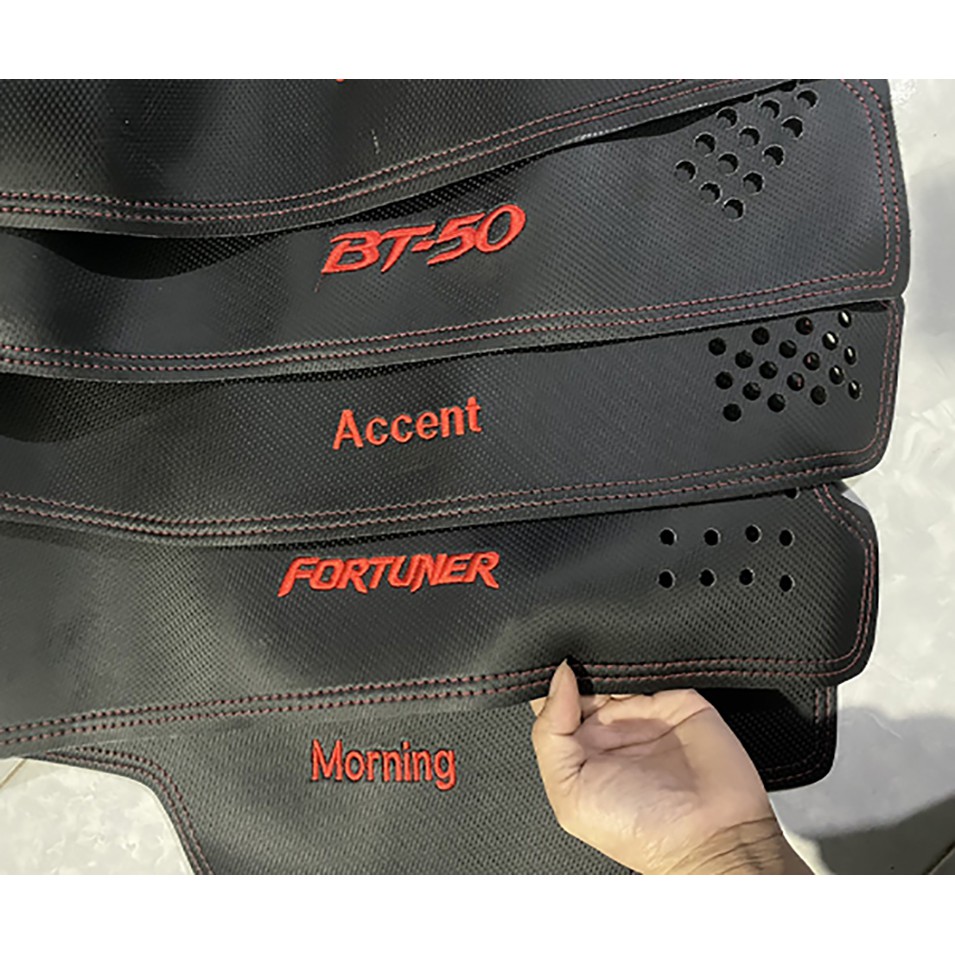 Thảm Taplo xe KIA: K3, Cerato - Da vân Carbon cao cấp