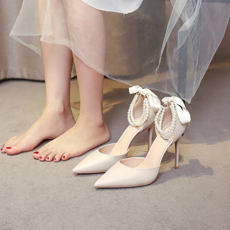 Giày Cao Gót Bít Mũi Đính Ngọc Cổ Chân Hot Hit K16