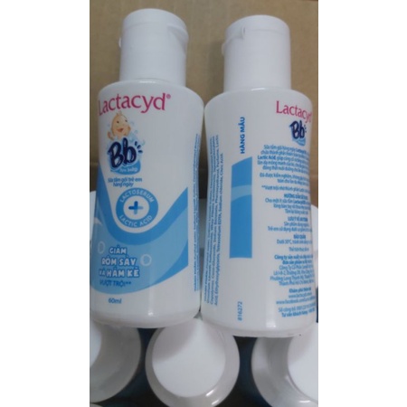 Sữa tắm gội giảm rôm sảy và hăm kẽ Lactacyd 60ml