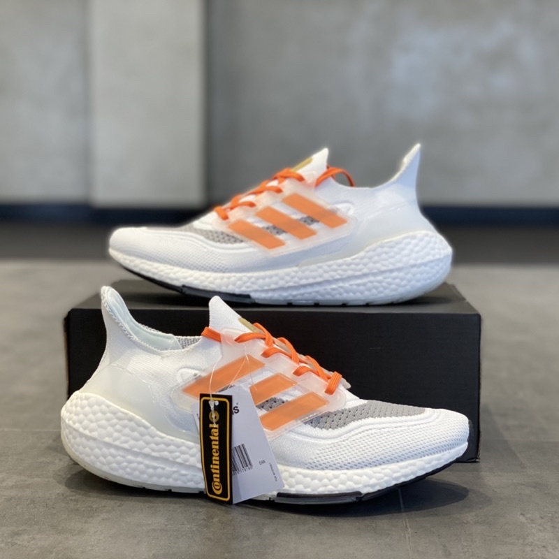 Giầy ultraboost 7.0 nam trắng phối cam xám