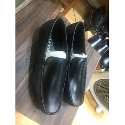 Giày nam ngoại cỡ  loại buộc dây mẫu được làm 100% từ da bò thật, được đóng tỉ mỉ tại xưởng