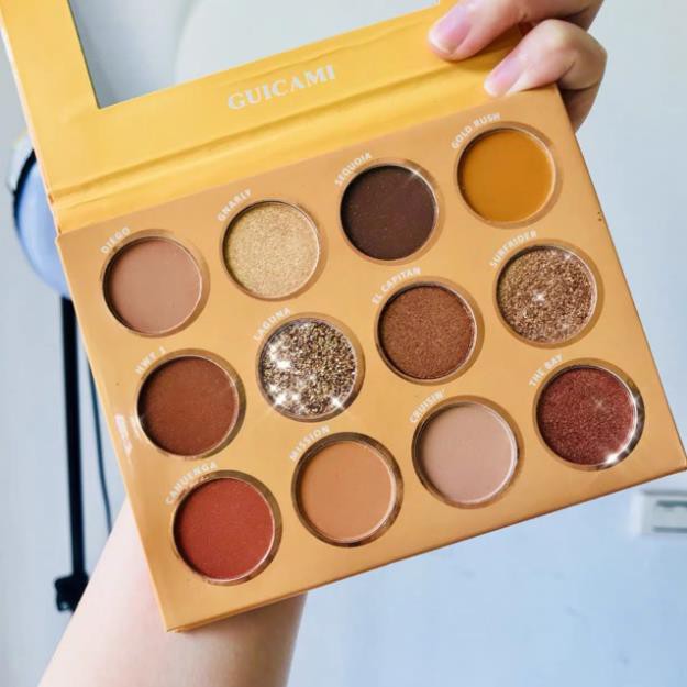 Bảng Phấn Mắt Nhũ Guicami Moondurst Vàng California