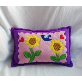 Bộ 2 gối nằm handmade hoa hướng dương và dê vàng