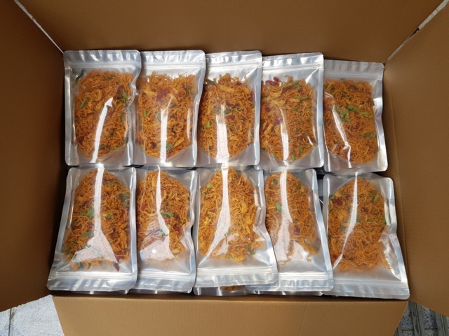 KHÔ GÀ SẢ ỚT hoặc KHÔ GÀ CAY LÁ CHANH 50G ( cay vừa ) thương hiệu Ánh Sao | BigBuy360 - bigbuy360.vn