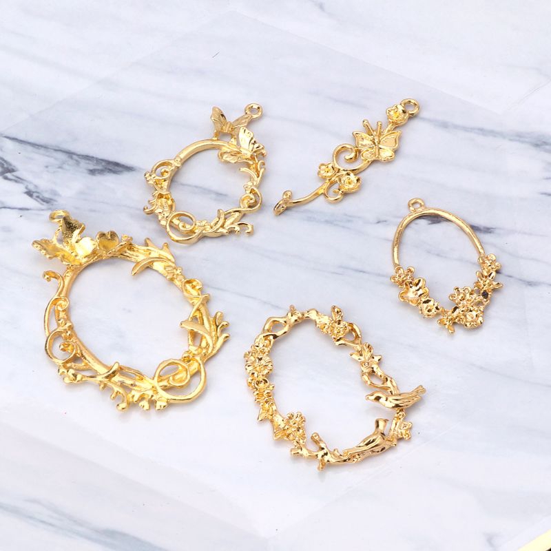 Set 5 khung mặt dây chuyền hình dây hoa cổ điển từ resin