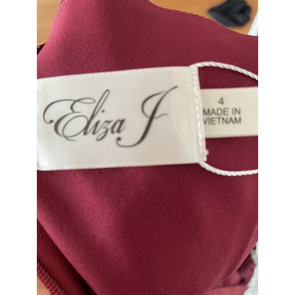 Đầm Eliza J màu đỏ đô size 4 M new 99%