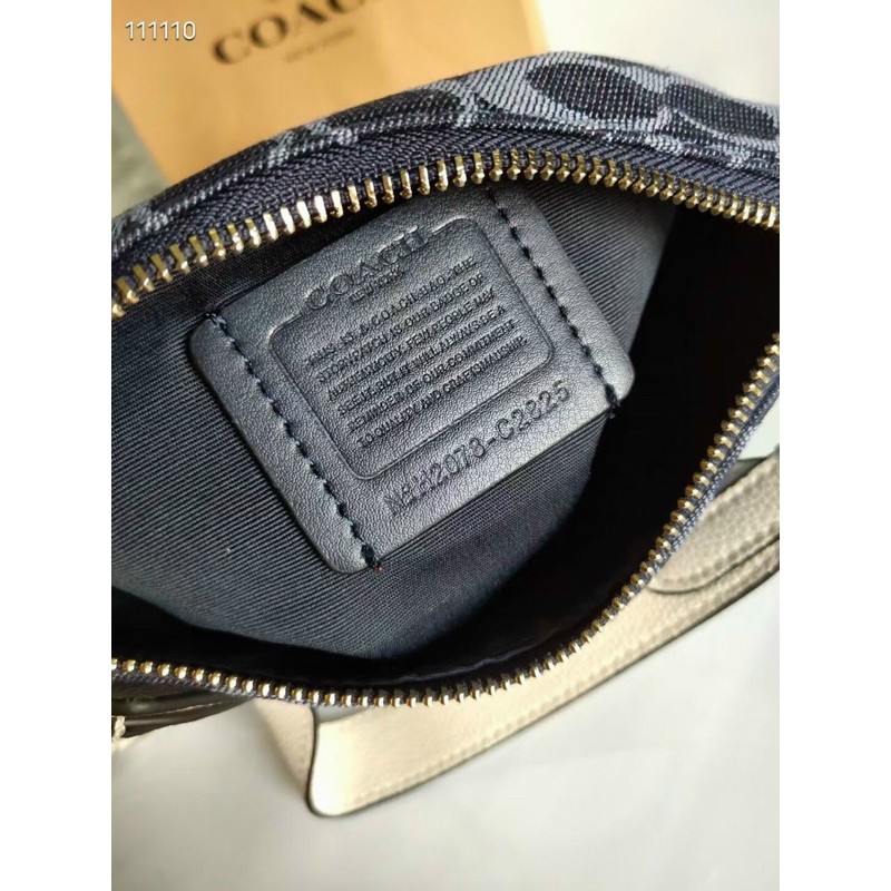 TÚI COACH DEMPSEY C2825