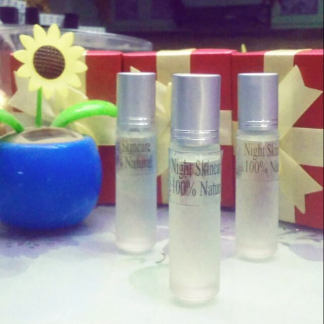 MUA 1 TẶNG 1 .SON DƯỠNG MÔI COSMETIC HUGTRA HANDMADE 100/100 THIÊN NHIÊN DƯỠNG MÔI ĐÊM VÀ NGÀY